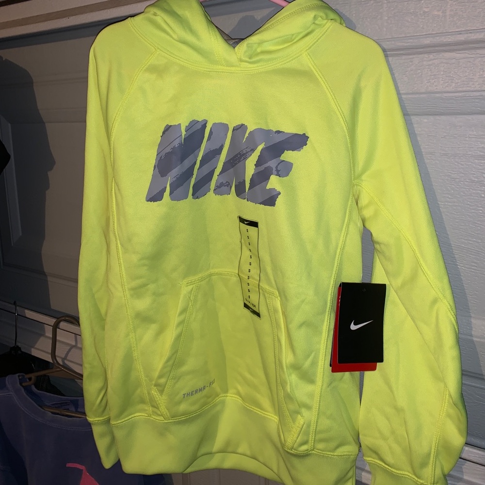 Kids Nike sweat shirt